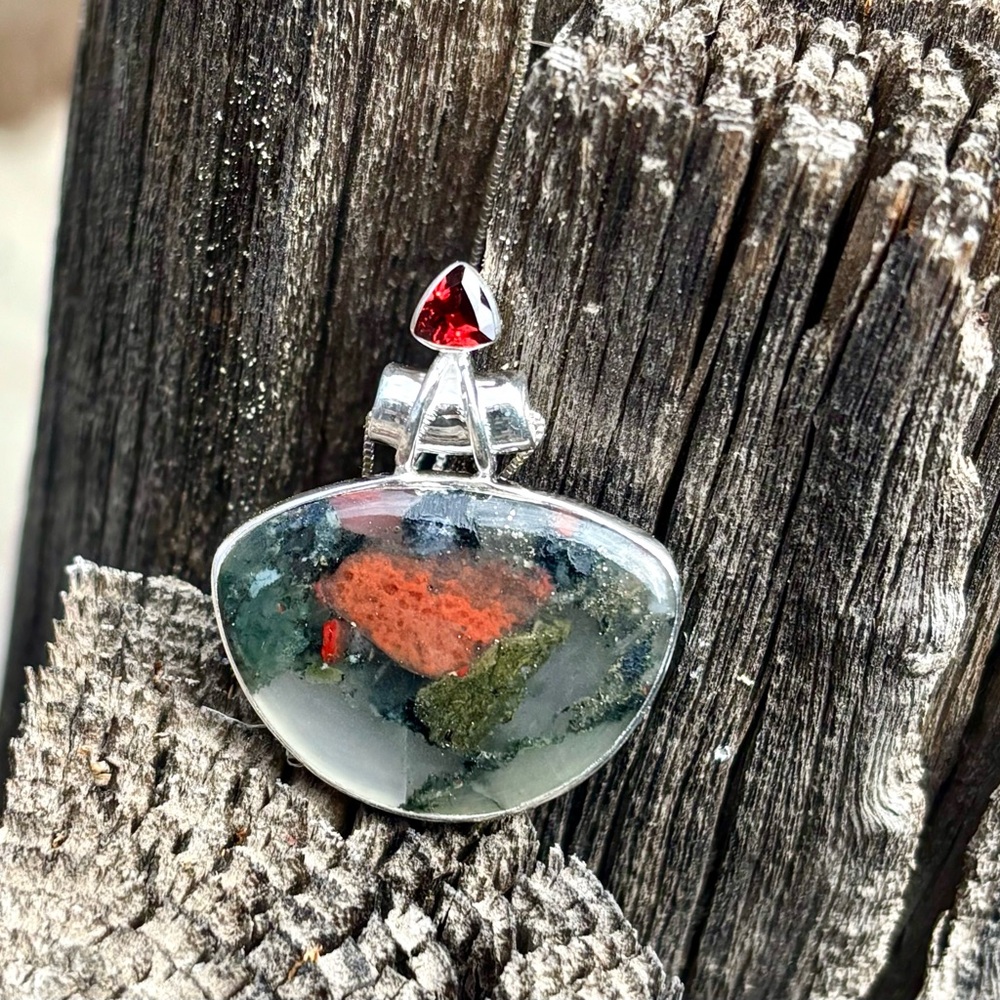 Bloodstone & Garnet Necklace - Picture 11 of 13
